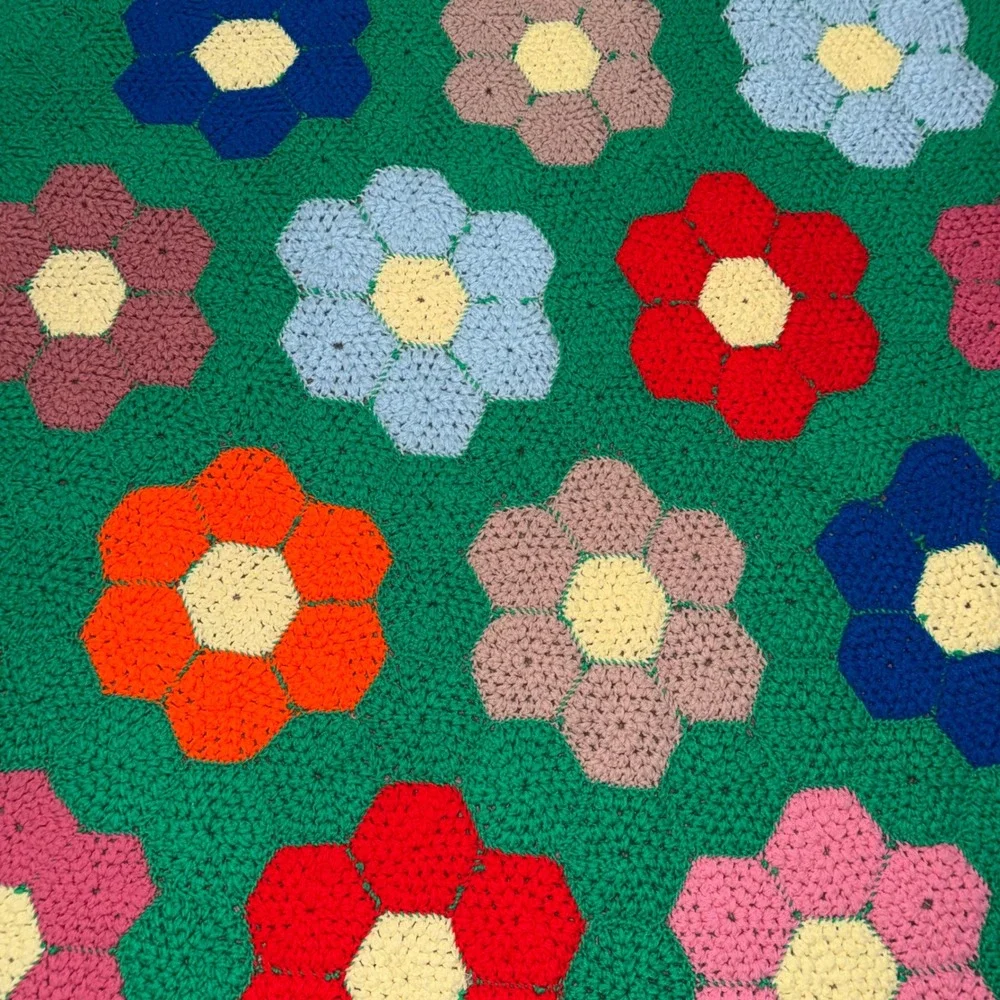Vintage Handmade Crochet Flower Power Afghan Blanket 60x70 Green Floral Retro 70